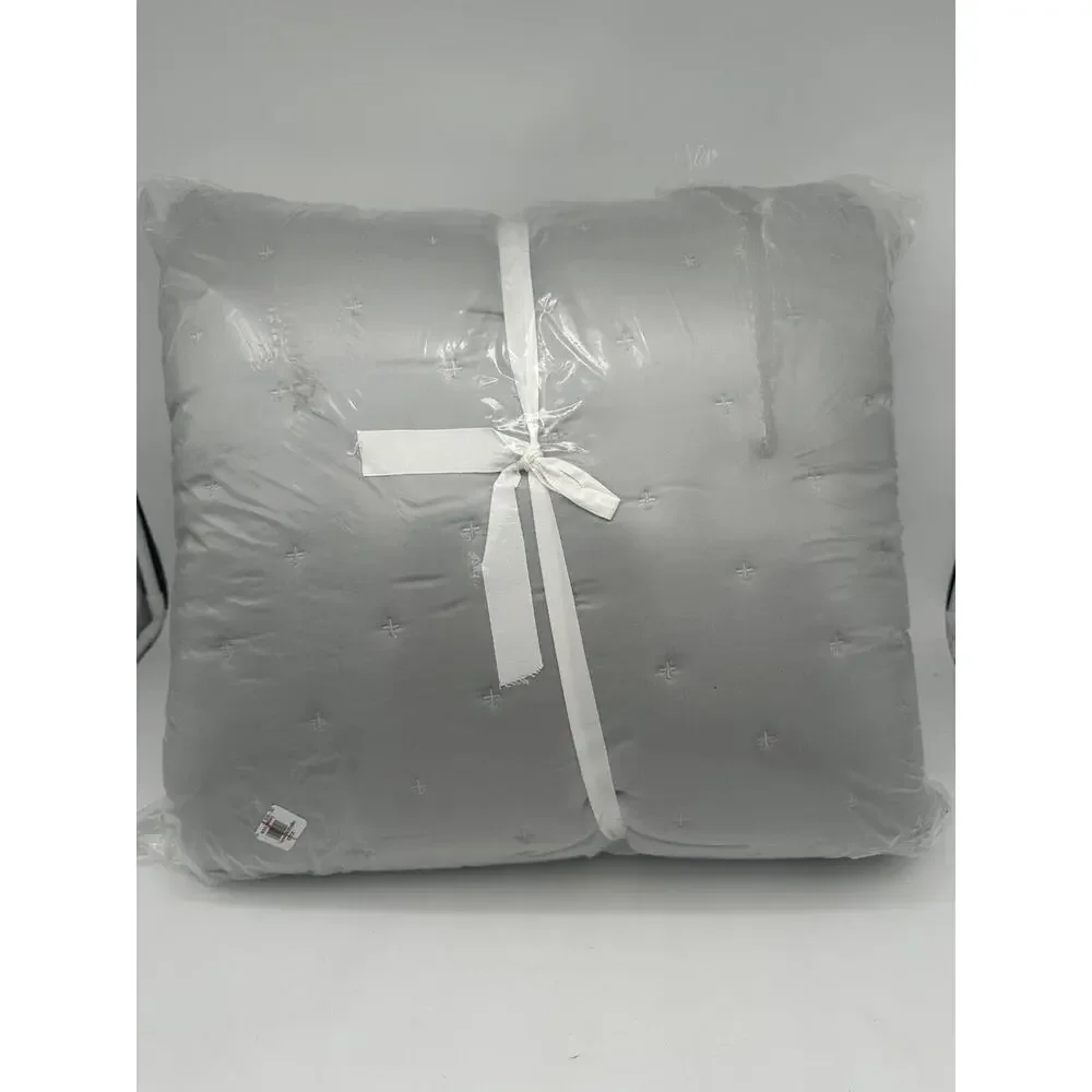 Pottery Barn Tencel Lyocell Tufted KING Quilt ~ Gray Mist